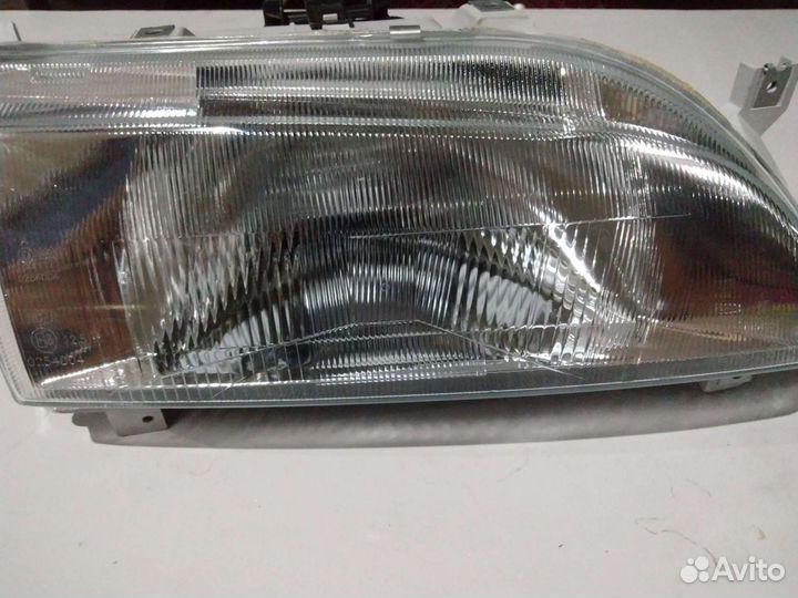 Фара основная правая renault 19 ll