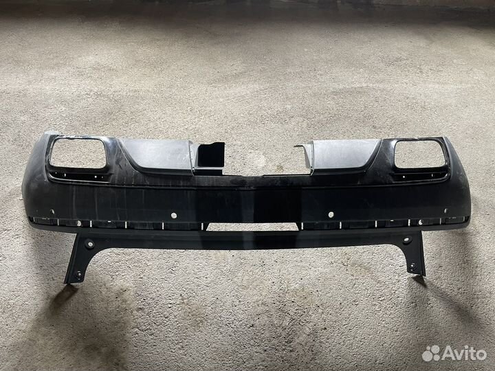 Продам задний бампер cadillac xt5