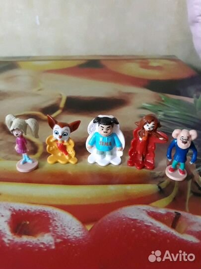 Игрушки из киндеров