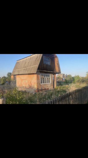 Дача 20 м² на участке 10 сот.