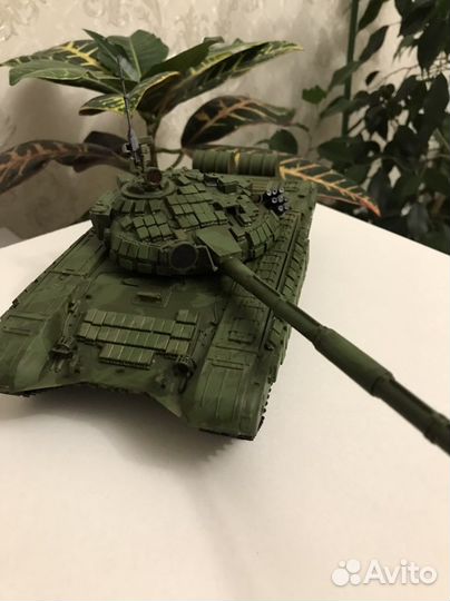 Модель танка Т-72Б