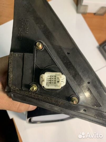 Боковое зеркало на honda accord 5