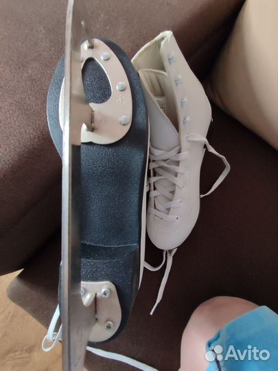 Коньки размер 36-37