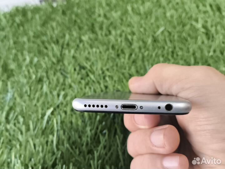 iPhone 6S, 32 ГБ