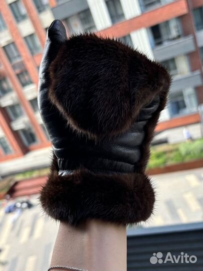 Норковые варежки