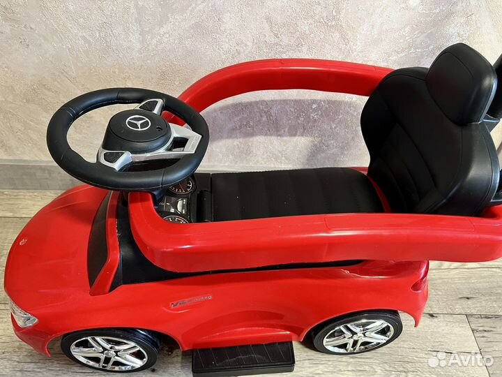 Детская машинка каталка с ручкой