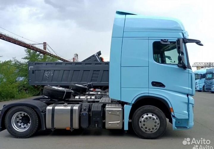 Shacman (Shaanxi) SX4188YY381, 2023