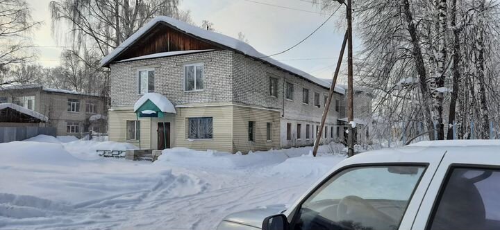 Продается 1 этаж зания, 218 м²