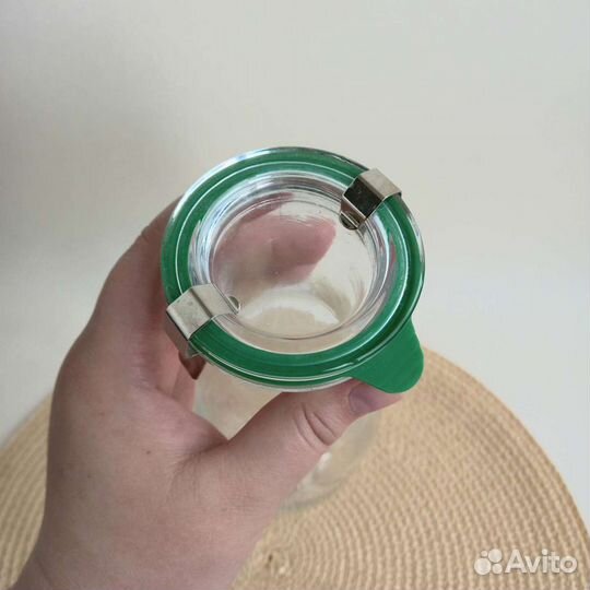 Графин бутылка + 2 банки с крышками