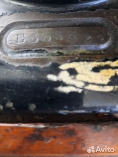 Швейная машина Singer