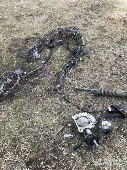 Детали на ладу