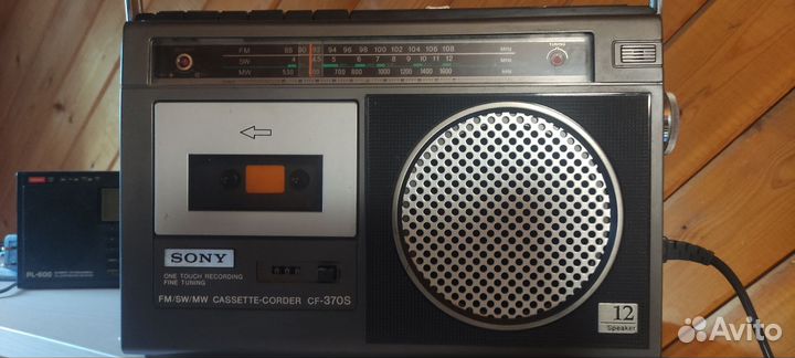 Магнитофон Sony CF-370S