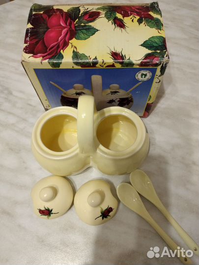 Банка двойная для сыпучих продуктов новый