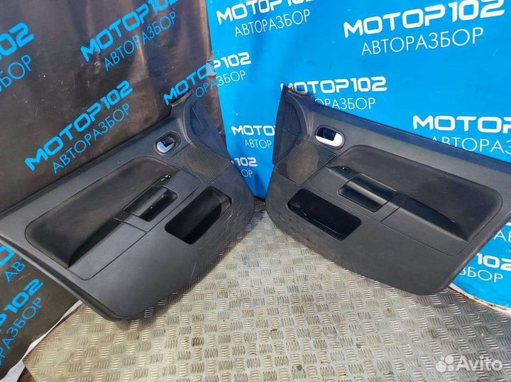 Обшивки дверей передних Ford fusion