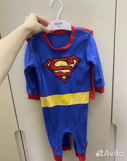 Новогодний костюм супергероя