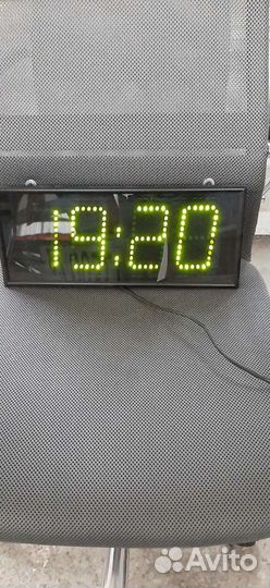Электронное табло(часы)