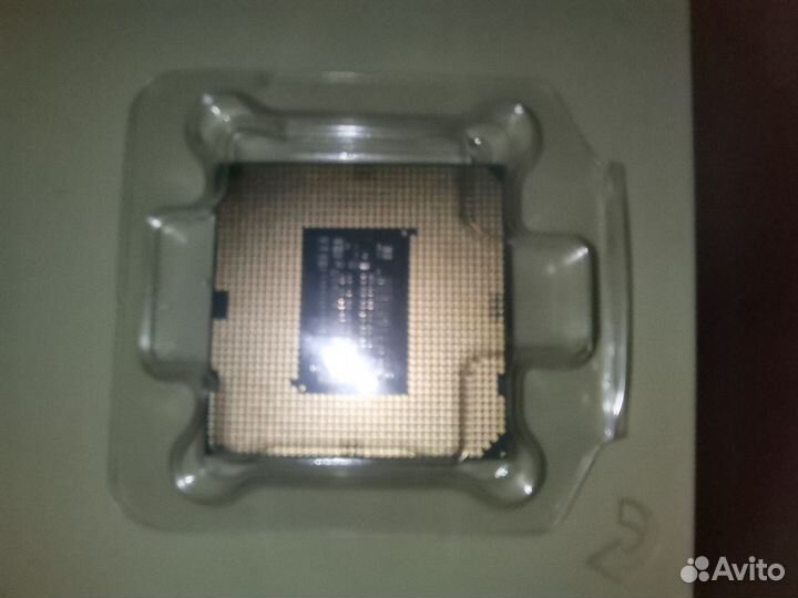 Процессор Intel Core i3-10100F