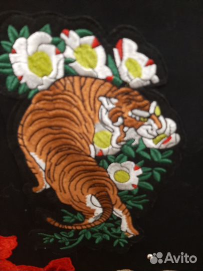 Мужской костюм нарядный