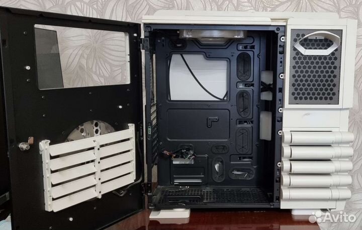 Корпус для пк Thermaltake Level 10