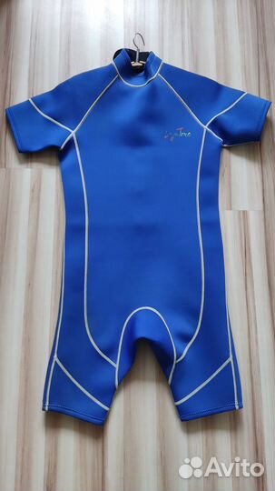 Гидрокостюм