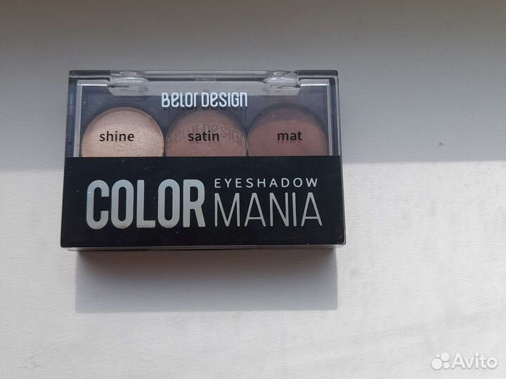 Тени для век