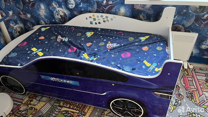 Кровать машина