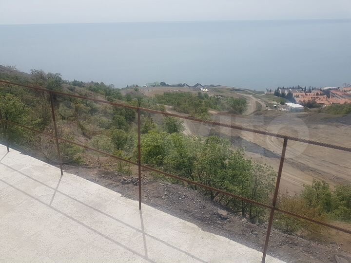 Дом 214 м² на участке 6,2 сот.