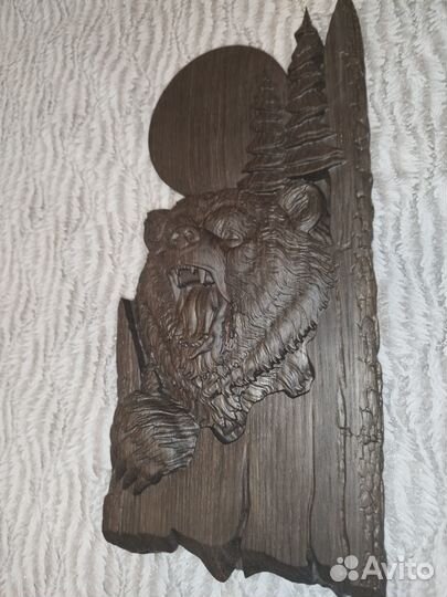 Панно резное, картина Медведь (мореный дуб)