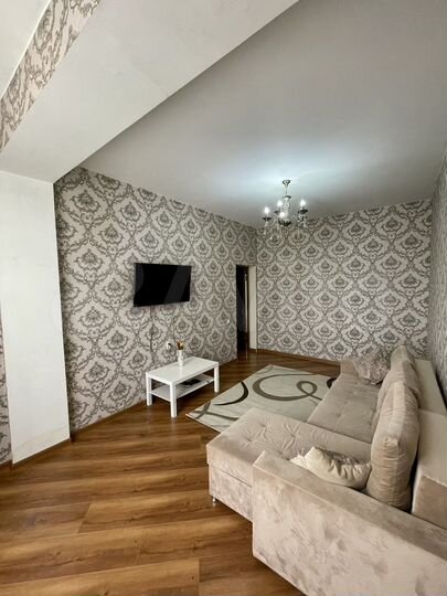 2-к. квартира, 62 м², 6/12 эт.