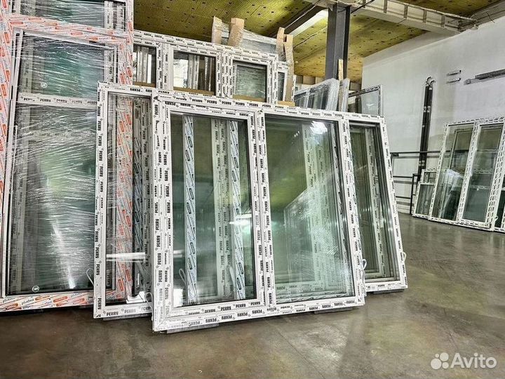 Окна рехау новые