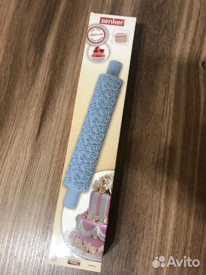 Новая. Скалка узорная zenker
