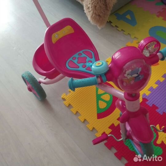 Трехколесный велосипед с родительской ручкой