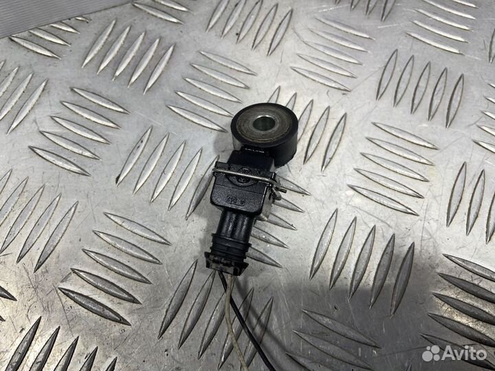 Датчик детонации Nissan Almera