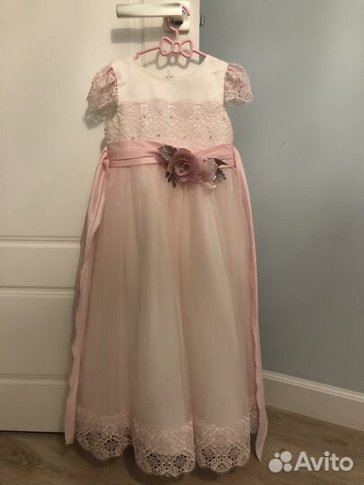 Платье праздничное