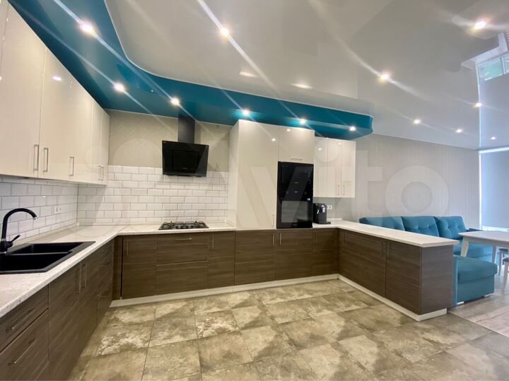 2-к. квартира, 82 м², 24/24 эт.