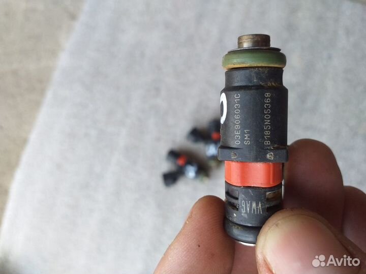 Форсунка топливная Skoda Fabia 2 1.2 CGP