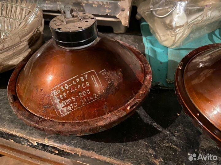 Стекло фара заз