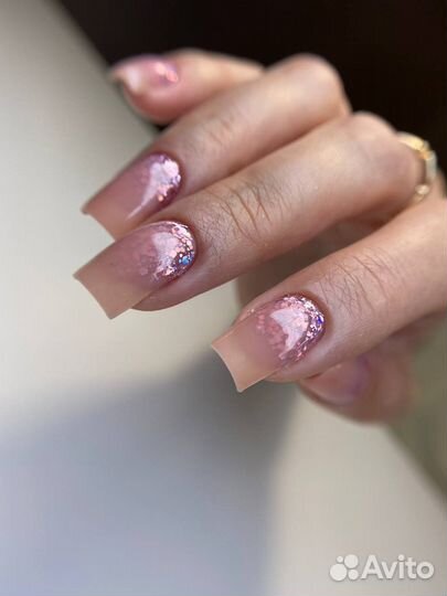 Нужна модель на курс на 21 сент. 11:00 и в 16:00