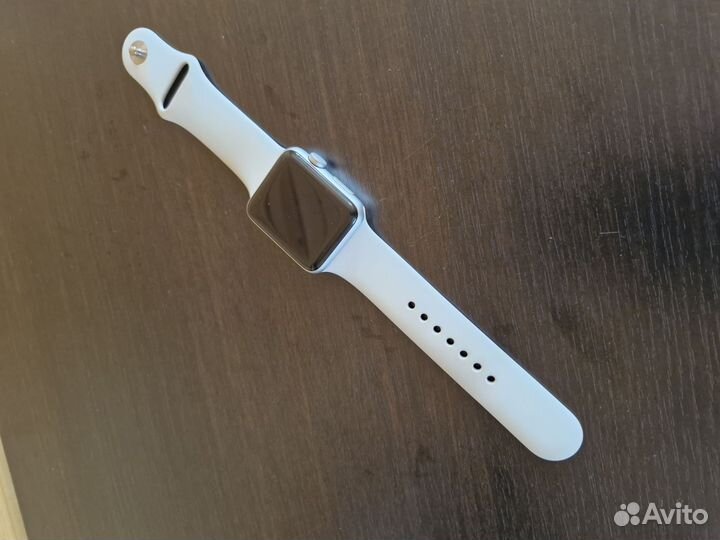 Часы apple watch series 3 42 mm