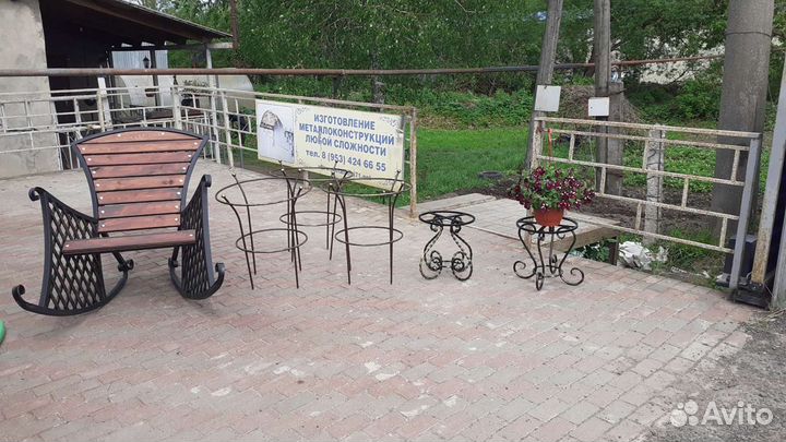 Подставка для цветов
