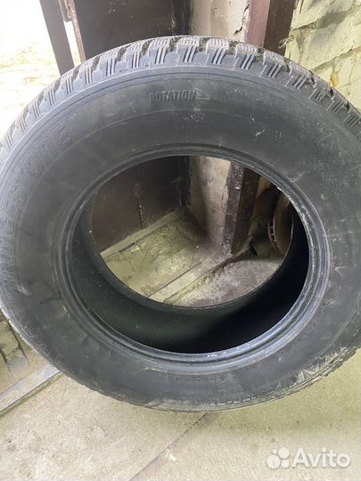 Bridgestone Blizzak Spike-01 255/65 R17