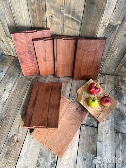 Доска для подачи из красного дерева