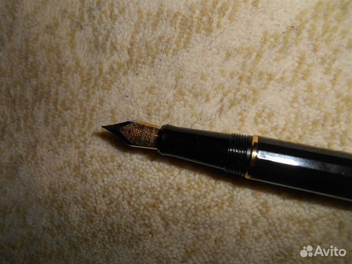 Перьевая ручка подарочная Iridium