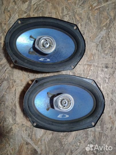 Акустические колонки для автомобили