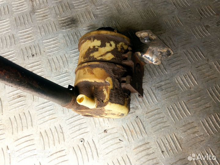 Бачок гур Renault Logan