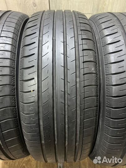 Yokohama BluEarth AE51 215/55 R17