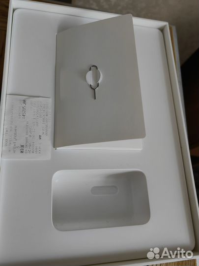 Планшет Apple iPad Air Cellular 128Gb ME987RU/A