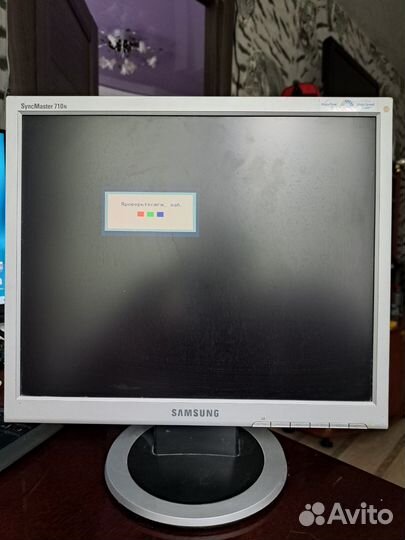 Монитор Samsung