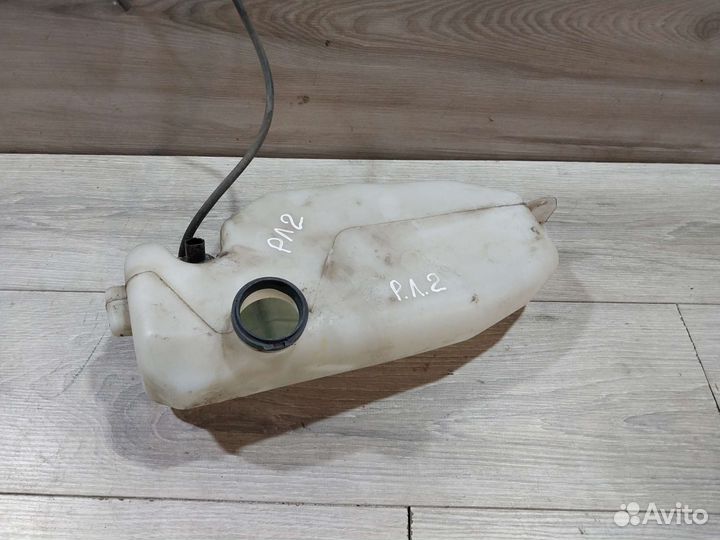 Бачок омывателя Renault Logan 2