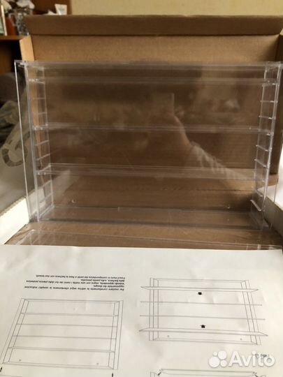 Витрина для миниатюр